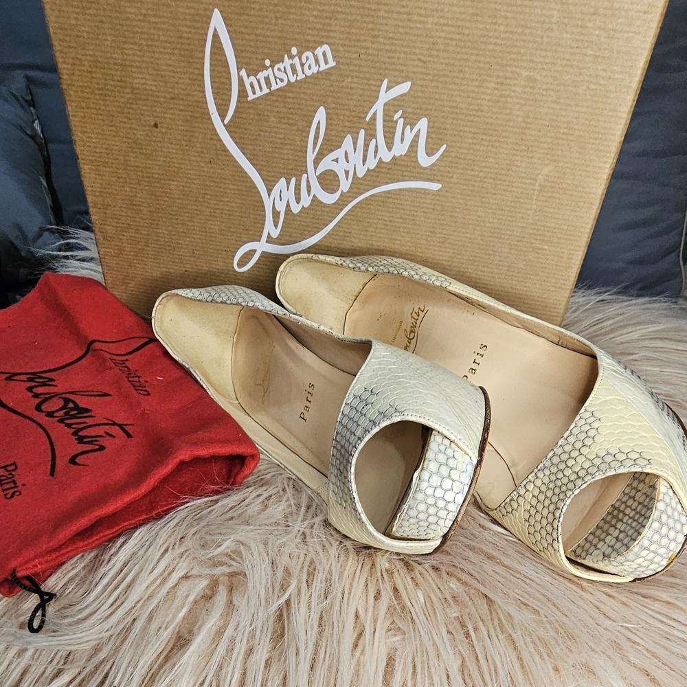 SALE - Christian Louboutin Women's Cream Peep Toe Shoes